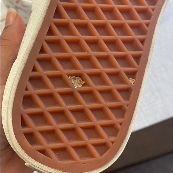 Vans White Floral Slip-On Shoes - Picture 4 of 6